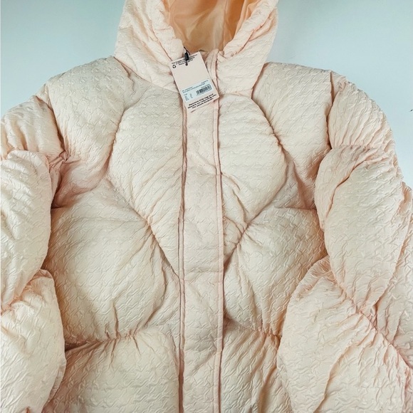 NWT baby pink puffer - Picture 4 of 4